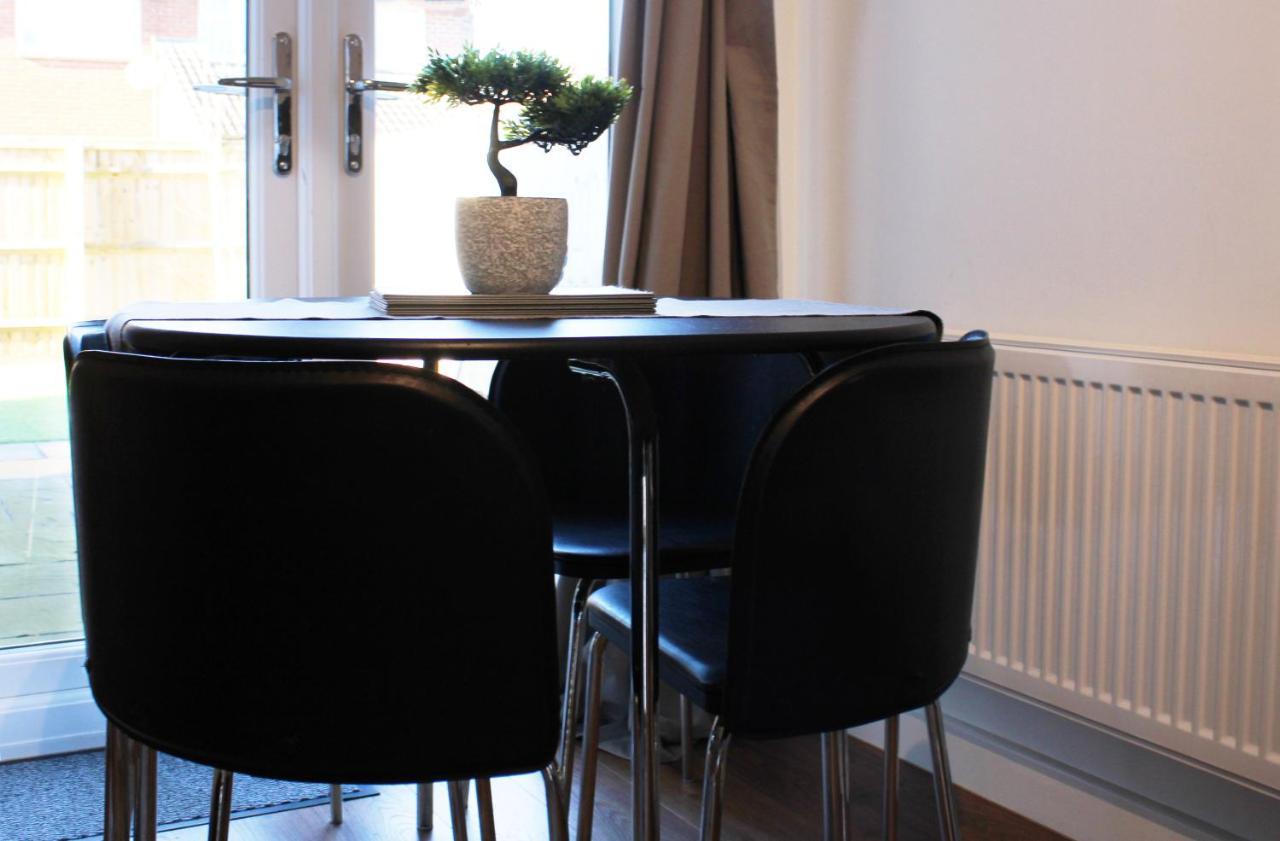 Abingdon - Private Flat With Garden & Parking 06 아파트 외부 사진