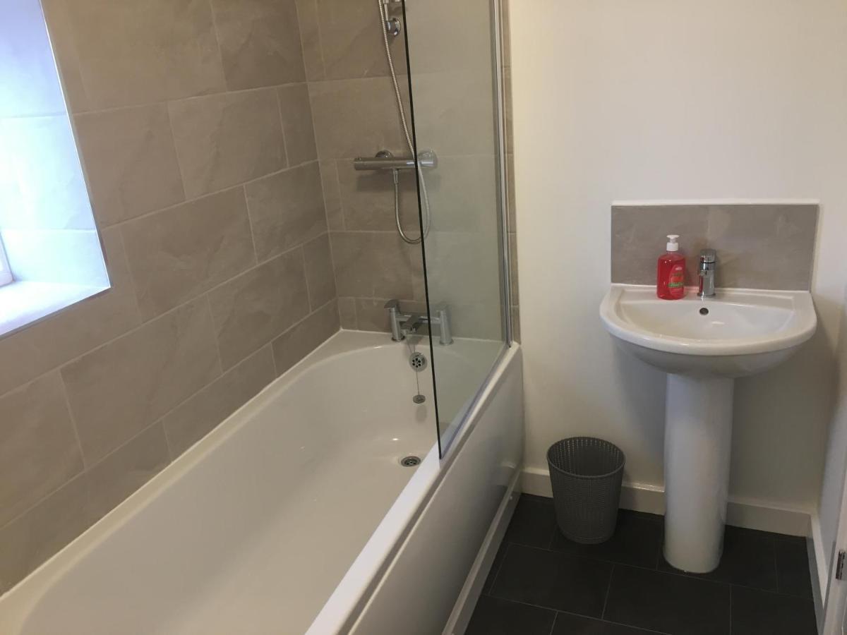 Abingdon - Private Flat With Garden & Parking 06 아파트 외부 사진